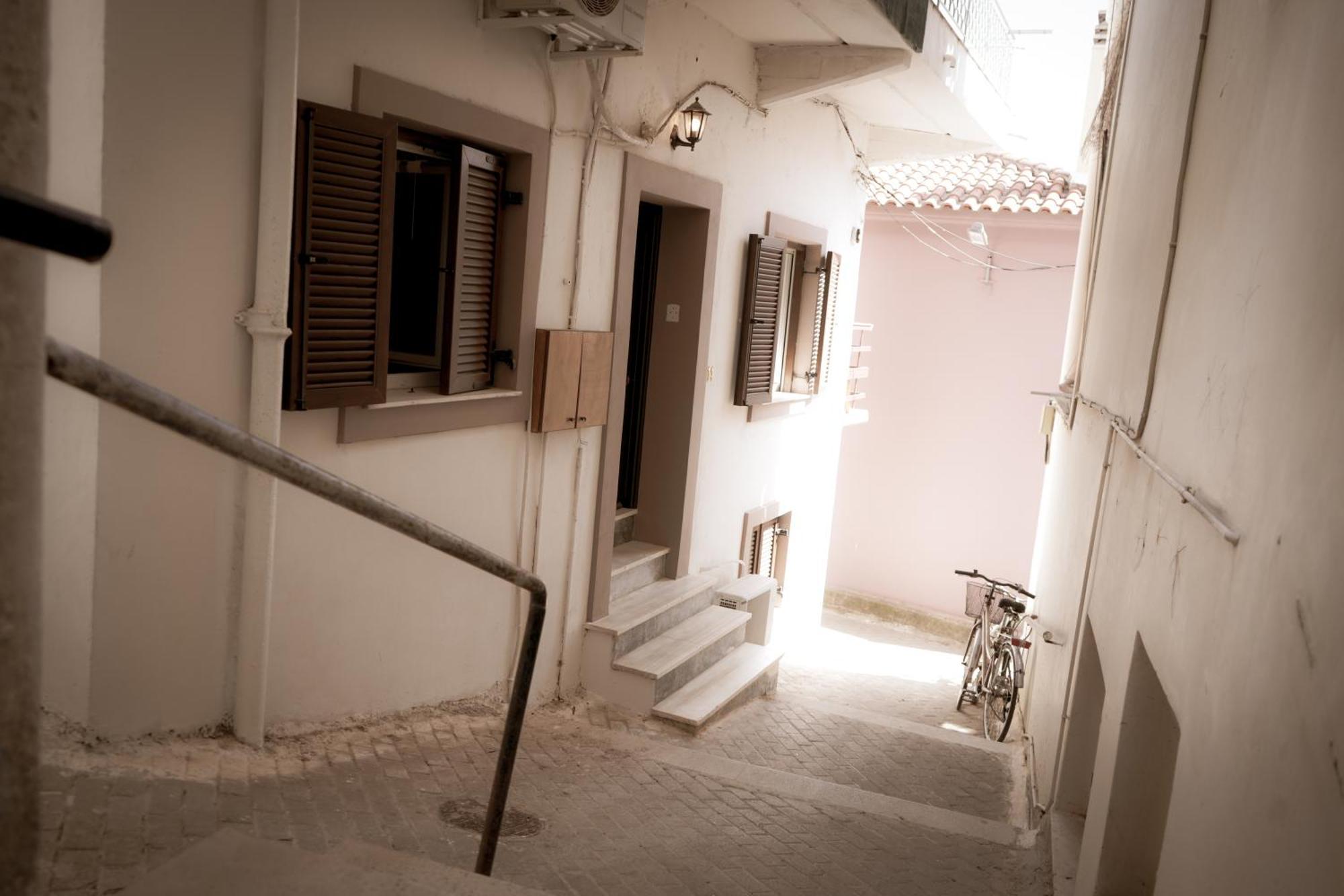 Appartamento Φιλόξενο Σπίτι Nauplia Esterno foto