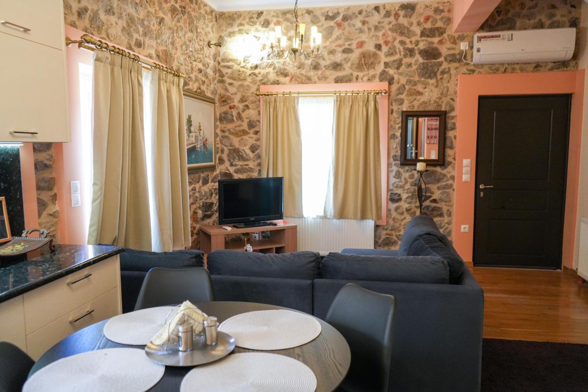 Appartamento Φιλόξενο Σπίτι Nauplia Esterno foto